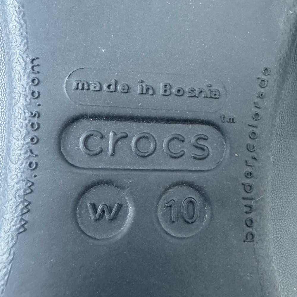 CROCS Giana Black Flats with Silver Emblem Women’s 10 EUC - Picture 5 of 5